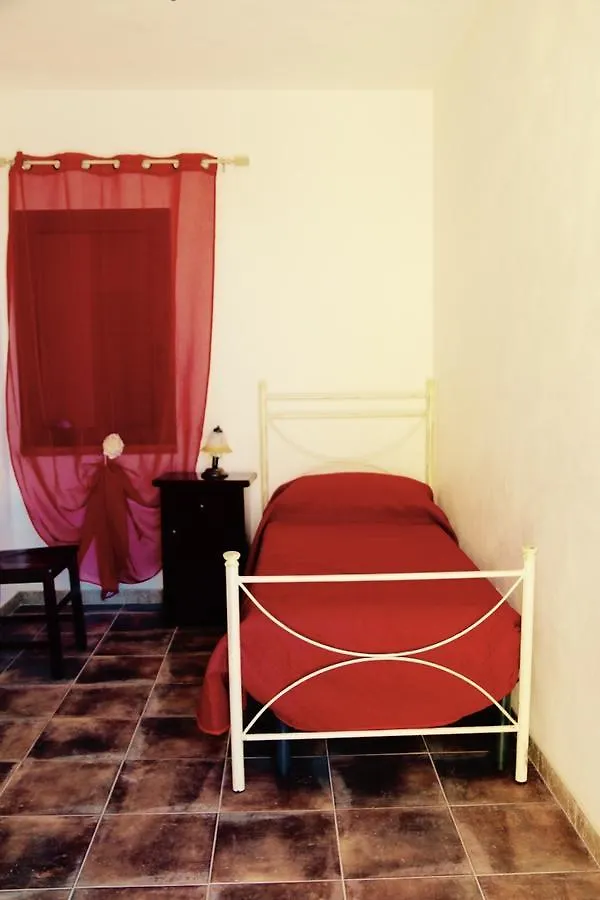 Il Giglio Villa Pettineo Farm stay