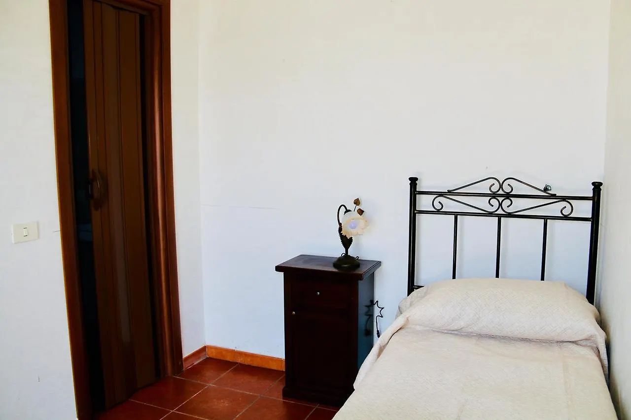 Farm stay Il Giglio Villa Pettineo Italy